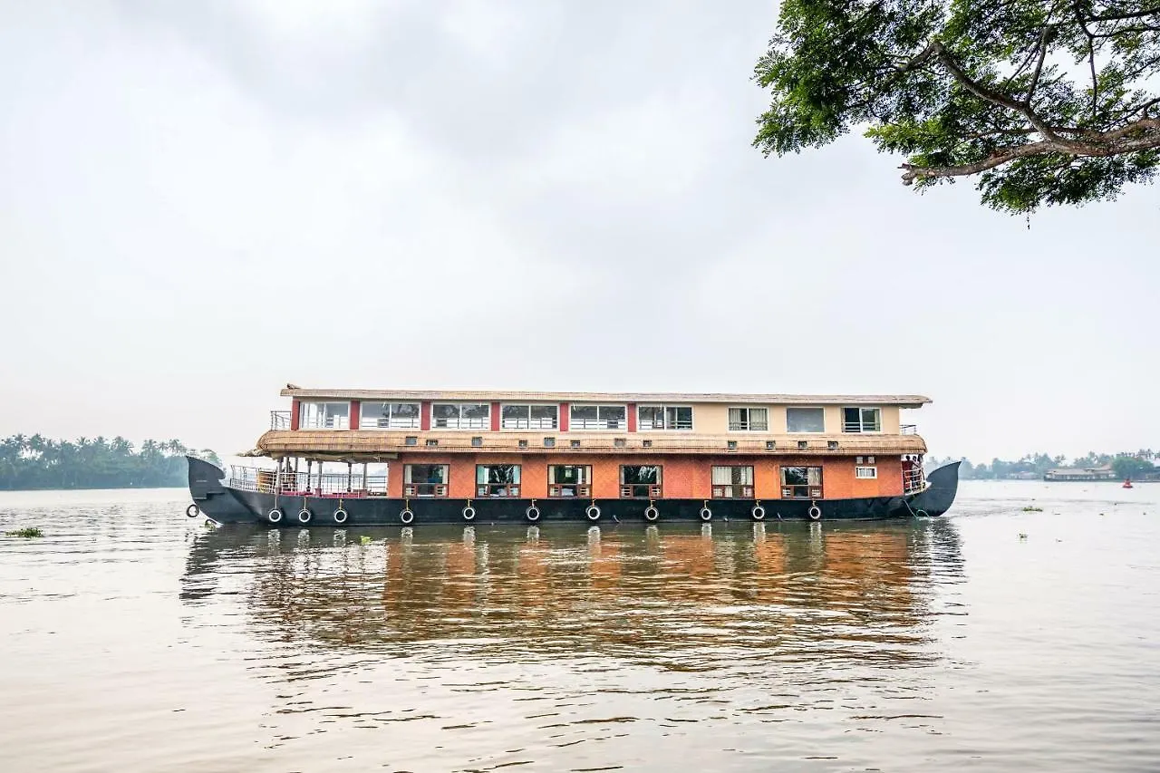 Hotel Oyo 24290 Houseboat Anugraha Deluxe Alappuzha